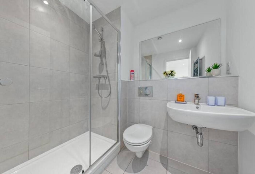 Delta 2 Bedroom Flat In London Dp102 London Borough of London Borough of Croydon Exterior foto